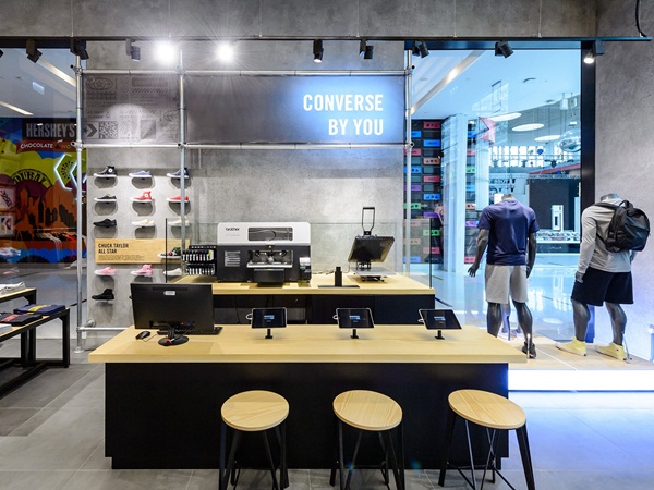 Converse تفتتح متجرها الأوّل في دبي